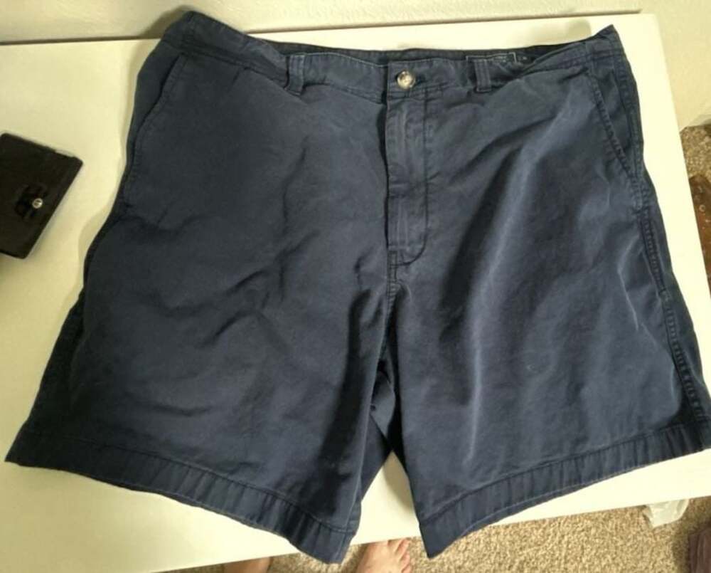 Vineyard Vines Men's Navy Blue Chino Shorts Size 36